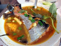 Resep Pindang Patin Palembang, Kuliner dengan Cita Rasa Asam Pedas Resep Pindang Patin Palembang, Kuliner dengan Cita Rasa Asam Pedas