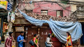 Setahun Gempa Nepal: Upaya Adaptasi dalam Labirin Bencana