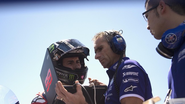 Juara bertahan MotoGP, Jorge Lorenzo, sempat cekcok dengan kru tim Movistar Yamaha di sela balapan MotoGP Republik Ceko, Minggu (21/8).