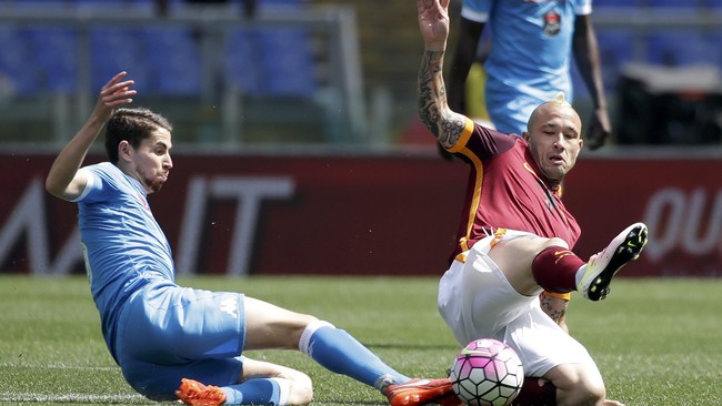 AS Roma masih bermain imbang tanpa gol dengan tim tamu, Napoli. Jika dalam laga ini Napoli tak bisa mengalahkan Roma, Juventus akan meraih Scudetto.