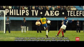Mengabadikan Pele dalam Layar Perak