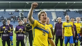 Pemuda Swedia yang Jadi Pesepak Bola Karena Pokemon