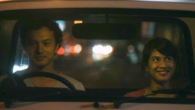 Tidak ada yang bisa memprediksi apakah AADC 2 akan mengulang sukses film pertamanya, termasuk Mira Lesmana dan Dian Sastro sendiri.