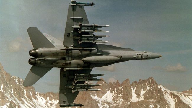 Jet Tempur AS Blokir Evakuasi ISIS yang Diizinkan Suriah