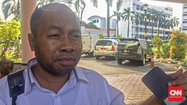 Menurut Kepala Perwakilan Komnas HAM Papua Frits B Ramandey, penyidik Kejagung sepakat akan dilakukan bedah kasus pelanggaran HAM pekan depan. 