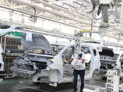 Perang Rusia-Ukraina Bikin Produksi Mobil Dunia Turun