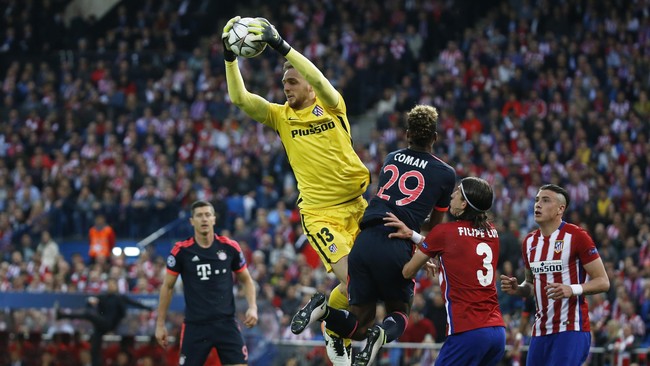 Torehan cleansheet Jan Oblak bahkan nyaris mencapai dua kali lipat kiper Manchester United, David De Gea, dengan jumlah pertandingan yang sama.