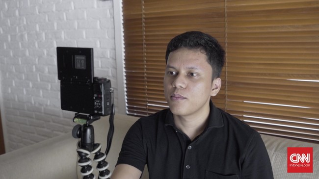 Mungkin ada yang membuat vlog sebagai catatan harian. Tapi di luar itu, secara bisnis juga terlihat cukup menjanjikan.