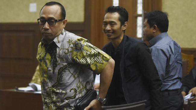 Politikus PAN itu jadi tersangka korupsi proyek infrastruktur di Kementerian Pembangunan Umum dan Perumahan Rakyat, kasus yang juga menjerat Damayanti.