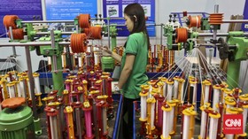 Kadin Bantah Ancaman PHK Industri Tekstil Terjadi karena Pindah Pabrik
