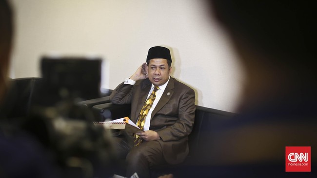 Ketiganya dinilai Fahri telah melanggar etika dengan bersidang tanpa ada legalitas dari Kemenkumham dan menyebarkan fitnah tentang dirinya.