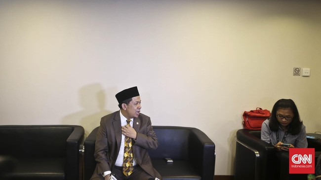 Aksi penolakan warga terhadap Fahri Hamzah dianggap oleh Politisi Gerindra Edhy Prabowo sebagai bentuk penghinaan kepada negara, dan melukai Pancasila.
