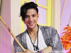 Di Rumah Aja, Ammar Zoni Mau Buat Lagu Bareng Irish Bella?