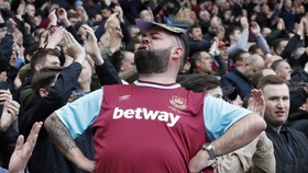 West Ham Salip Manchester United di Zona Liga Europa