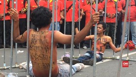 Teaterikal Pembebasan Aktivis Buruh