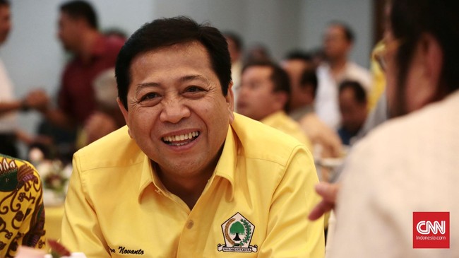Ketua Umum Partai Golkar Setya Novanto meyakini Ahok akan memilih maju dalam gandengan partai politik menuju Pilkada DKI Jakarta 2017.