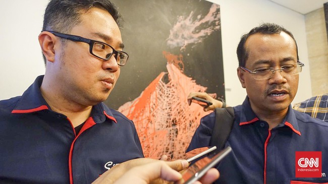 Operator milik Sinar Mas Group ini pun mengaku tertarik menjalin kerjasama dengan penyedia layanan video on-demand seperti Netflix, Hooq, dan iFlix.