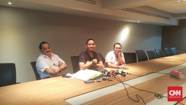 PSSI melalui Tim Teknis dan Pengembangan, kini tengah menggodok nama yang akan menggantikan Fakhri, termasuk calon pelatih timnas untuk Piala AFF.