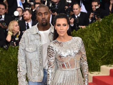 img-title Resmi Cerai, Kanye West Wajib 'Setor' Rp3,1 M Tiap Bulan ke Kim Kardashian