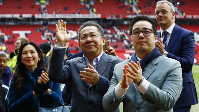 Pemilik Leicester City, Vichai Srivaddhanaprabha, dan putrinya diklaim menjadi bagian dari lima orang di dalam helikopter yang jatuh di luar Stadion King Power.