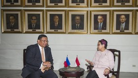 Menlu Filipina Temui Menteri Retno Bahas Nasib 4 Sandera WNI