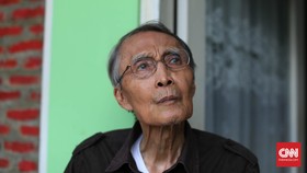 Sapardi Djoko Damono Tak Suka Cari Inspirasi