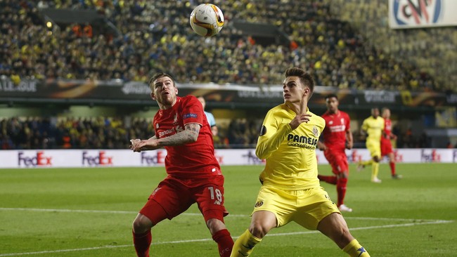 Klub asal Katalonia itu harus menggelontorkan dana sebesar 3,25 juta euro untuk bisa memboyong kembali Denis Suarez dari Villarreal.