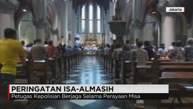 Polisi Amankan Misa di Gereja Katedral