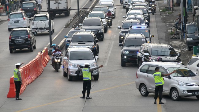 Ditlantas Polda Metro Jaya akan melakukan pengalihan arus secara situasional di tujuh lokasi terkait gelaran Aksi 212 'Berantas Korupsi'.