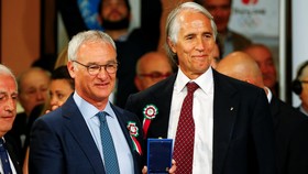 Ranieri Rebut Penghargaan Enzo Bearzot