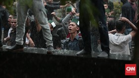 DPR Kaji Organisasi Ekstra Kembali Beraktivitas dalam Kampus
