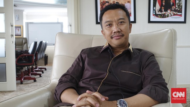 Optimisme dan Harapan Menpora kepada Ketum Baru PSSI Menpora RI Imam Nahrawi berharap kepengurusan PSSI di bawah Edy Rahmayadi bisa tegas, sekaligus mampu bekerja sama dengan semua pihak termasuk pemerintah.