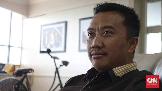 Menpora Imam Nahrawi berjanji akan mengeluarkan kebijakan lebih tegas dari sebelumnya jika PSSI ternyata tidak mau melakukan reformasi total.