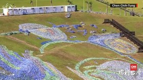 Menikmati Lukisan Van Gogh Raksasa di Negeri Topan