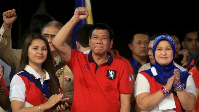 AS beri sinyal akan bekerja sama dengan Rodrigo Duterte, politisi kontroversial Filipina yang hampir dipastikan bakal menduduki kursi presiden selanjutnya.