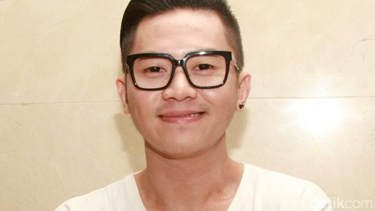 Rafael 'SM*SH' Rafael 'SM*SH' di press screening 'Komedi Gokil' di XXI Plaza Senayan, Jakarta Pusat, Selasa (10/5/2016) malam.