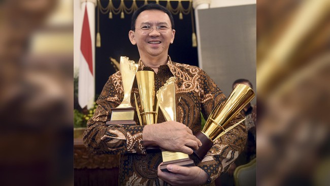 Daftar nama yang masuk kluster ketiga adalah nama-nama yang muncul di masyarakat. Namun, nama tersebur tidak mendaftar saat proses penjaringan.
