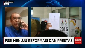 Aroma Politisasi Pembekuan PSSI
