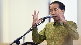 Kecewa, Jokowi Ungkap Daerah Penimbun Uang Negara di Bank