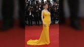 Baju-baju Menawan di Karpet Merah Cannes Berbagai baju menawan hadir di festival film bergengsi ini. Mulai dari long dress hingga celana monokrom tampil di red carpet Cannes Film Festival 2016.