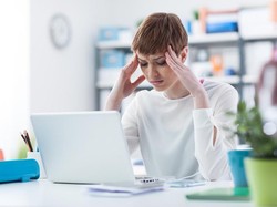Work From Home Bisa Picu Burnout, Apa Itu?