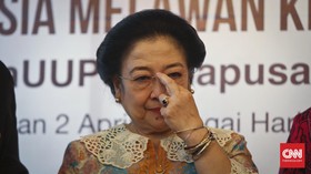 Hasto Bela Ketua Umum PDIP: Megawati Pun Ikut Pengajian