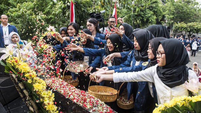 Peristiwa Trisakti 1998 Dalam Kenangan Monumen