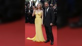 Baju-baju Menawan di Karpet Merah Cannes Berbagai baju menawan hadir di festival film bergengsi ini. Mulai dari long dress hingga celana monokrom tampil di red carpet Cannes Film Festival 2016.