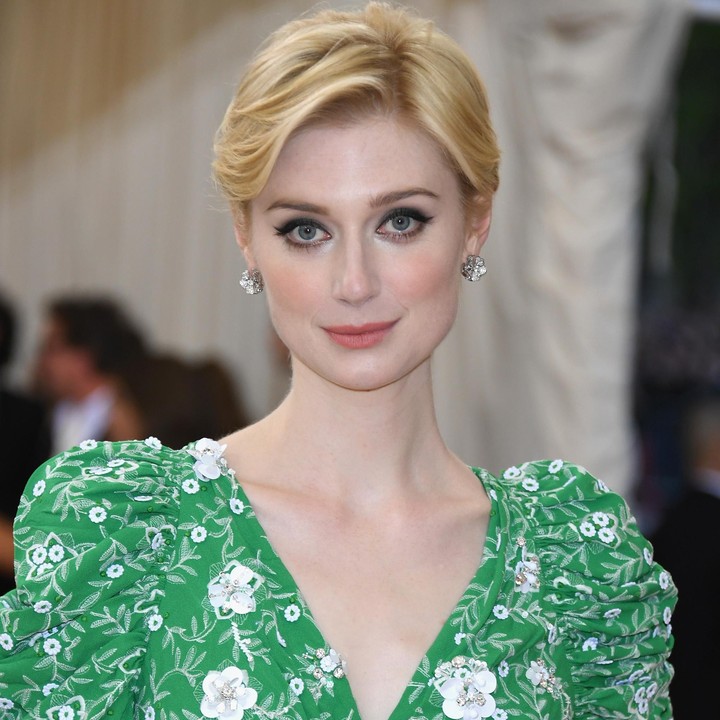 <p>Debicki semakin mencuri perhatian publik karena dirinya berperan sebagai Putri Diana. Bunda penasaran enggak sih gimana aktingnya? (Foto: Getty Images/Larry Busacca)</p>