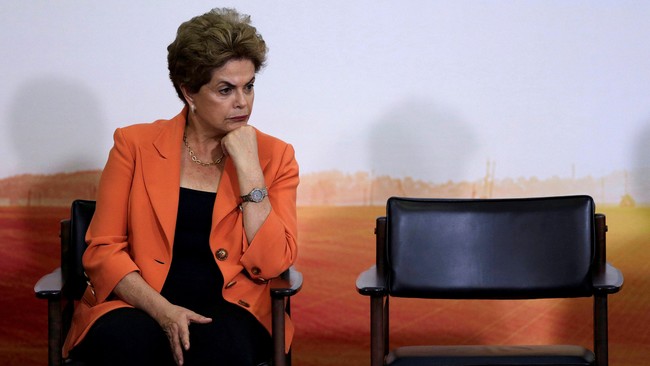 Venezuela membekukan hubungan dengan Brasil dan memanggil pulang duta besarnya setelah pemakzulan Presiden Dilma Rousseff.