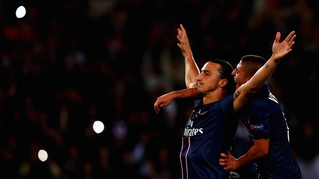 Zlatan Ibrahimovic disebut tak menandatangani kontrak dengan tim manapun hingga kontraknya di PSG resmi berakhir demi bonus loyalitas.