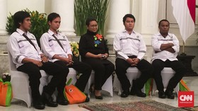 Kemlu Serahkan Empat WNI Sandera Abu Sayyaf ke Keluarga