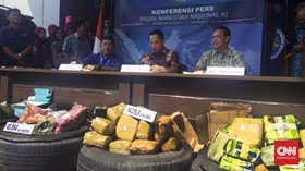 BNN Ungkap Pengedar Sabu di Dalam Ban Cadangan Mobil