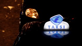 Gojek Sangkal Beli Saham Blue Bird